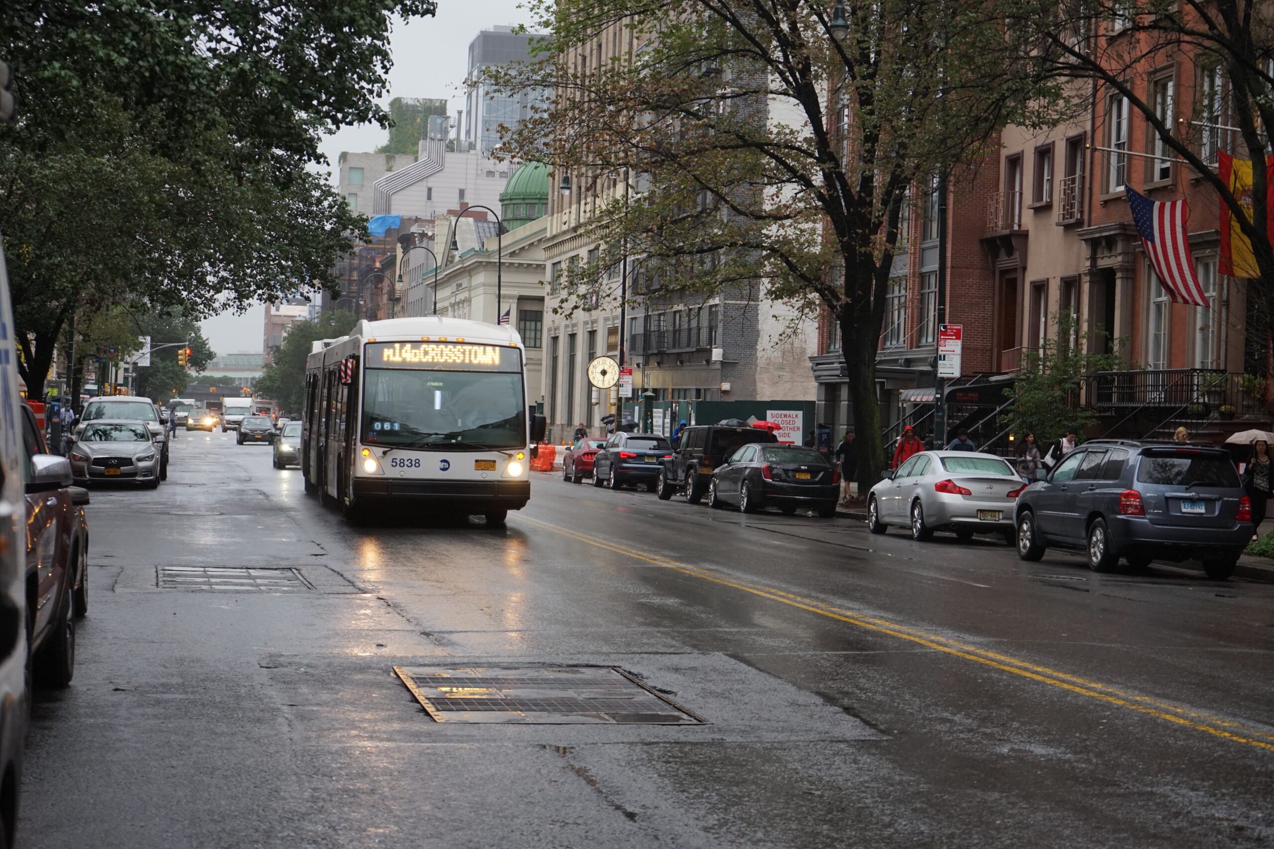 Plans for L-train shutdown face resistance from 14th Street residents