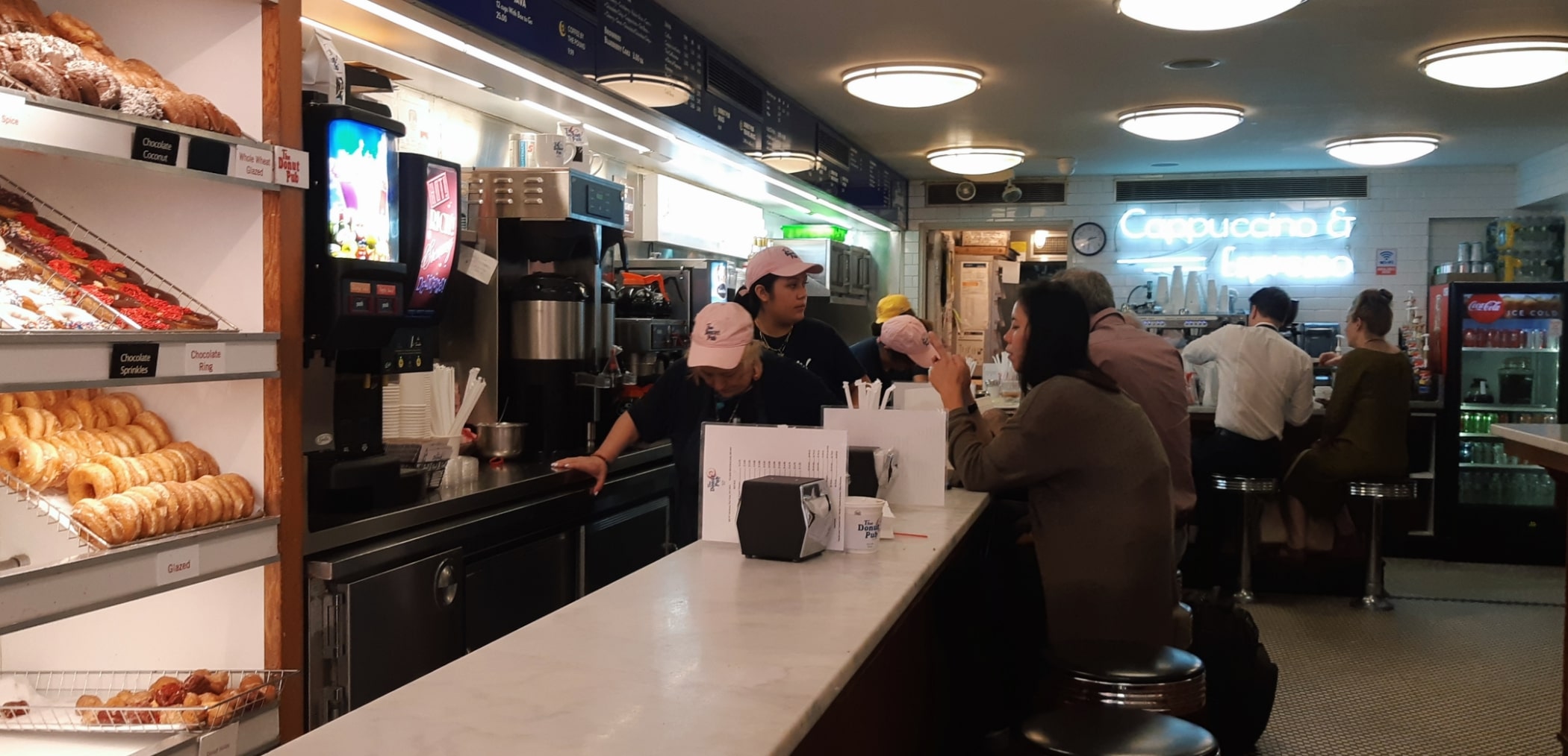 Old-school Chelsea donut shop opens East Village location